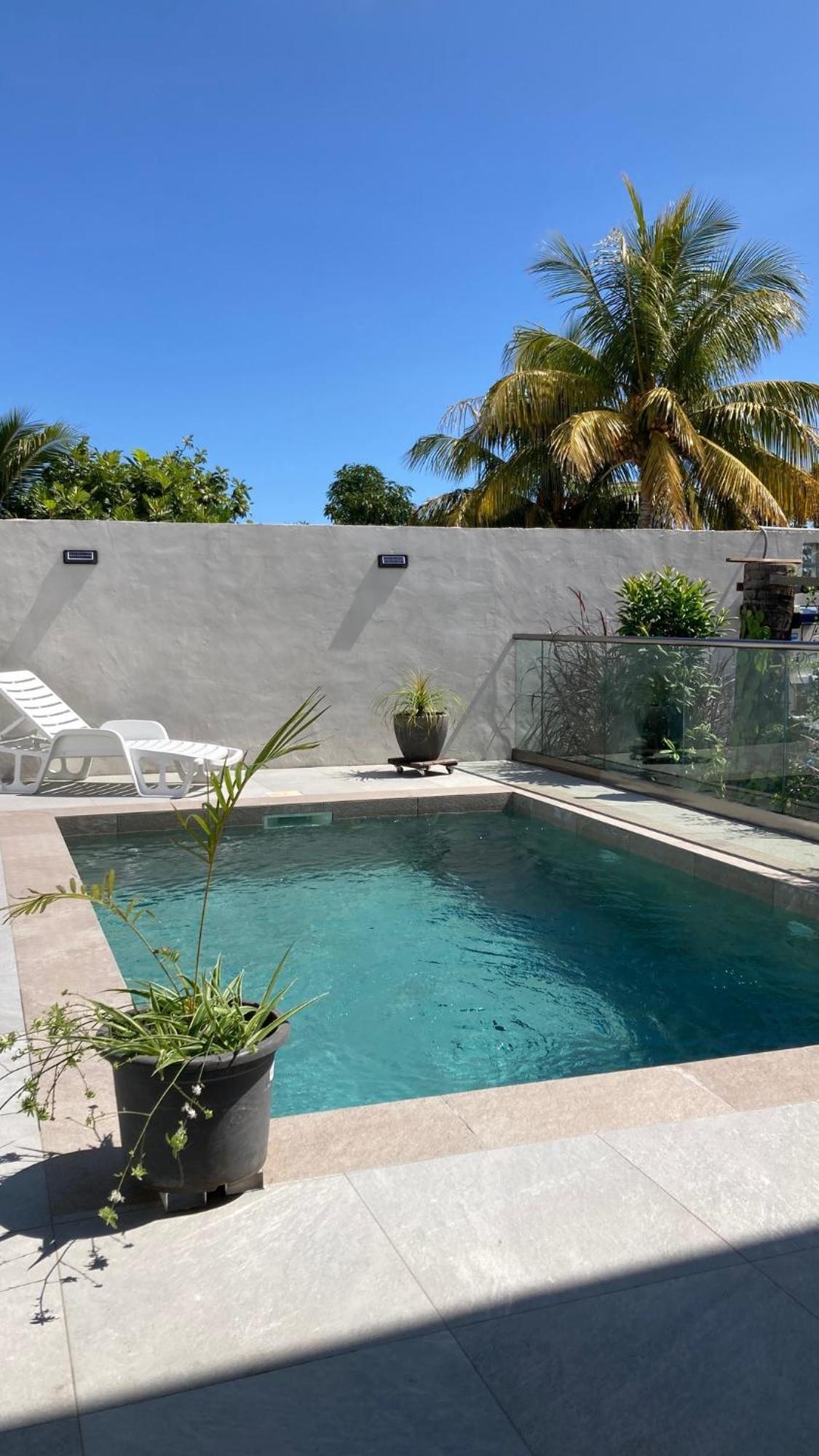 2 Chambres Avec Piscine Dans Maison Creole Сен-Пьер Экстерьер фото